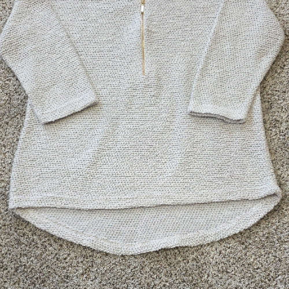 Light Gray Knit Sweater with Gold Zipper - Picture 4 of 11